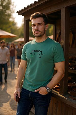 Erkek  Yumuşak Pamuklu Kumaş Nakış Baskılı T-Shirt