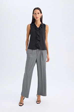 DeFacto Regular Fit V Yaka Şifon Kolsuz Bluz D3128AX24HSBK81
