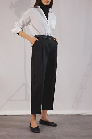 DeFacto Carrot Fit Kemerli Klasik Pantolon Siyah Yüksek Bel Dar Paça Piliseli Basic Düz Kısa Paça D4282AX24AUBK27