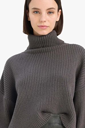 DeFacto Oversize Geniş Kalıp Balıkçı Yaka Triko Kazak L0986AZ24CWAR192