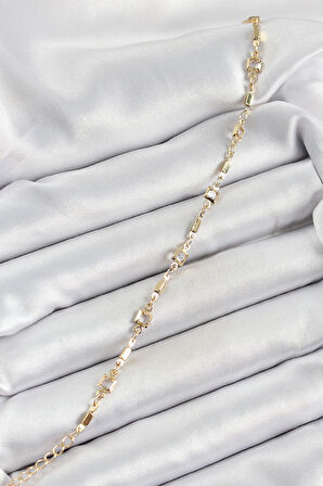 Pirinç Gold Renk Zirkon Taşlı Kadın Bileklik