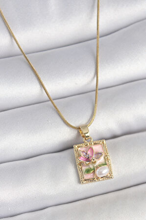316L Çelik Gold Renk Pembe Mineli Çiçek İşlemeli İnci Detay Portre Model Kadın Kolye