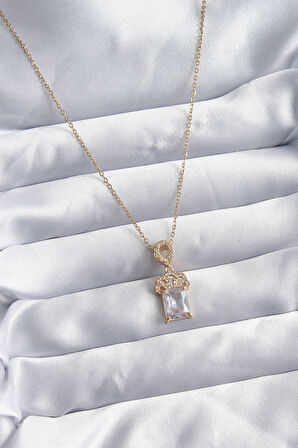 316L Çelik Zincir Gold Renk Zirkon Taşlı Model Kadın Kolye