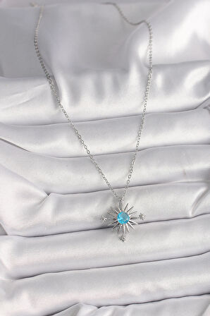 316L Çelik Gümüş Renk Zincir Mavi Taş Detaylı Kuzey Yıldızı Model Kadın Kolye