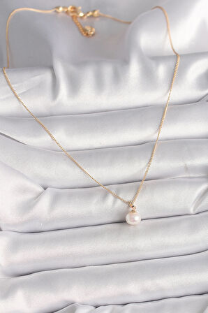 Pirinç Gold Renk İnci Model Kadın Kolye