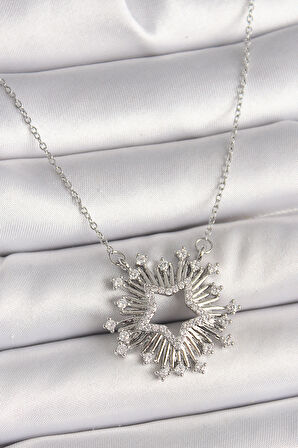 316L Çelik Gümüş Renk Zirkon Taşlı Yıldız Model Kadın Kolye