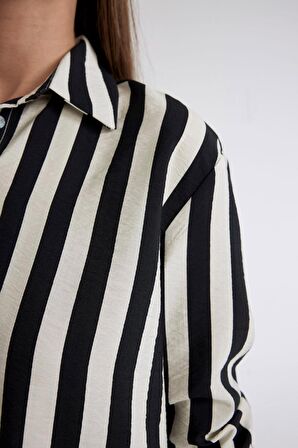 DeFacto Oversize Fit Çizgili Uzun Kollu Gömlek D4511AX24AUBK81