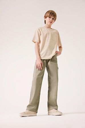 DeFacto Erkek Çocuk Bisiklet Yaka Basic Düz Kısa Kollu Tişört D7742A825SMER139