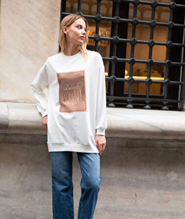 BASKISI TAŞ DETAYLI SWEATSHIRT VANİLYA