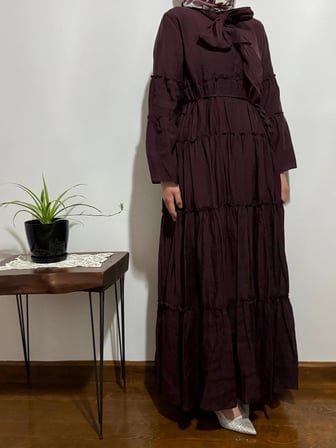 Tenfisi Woman Wear Mürdüm Fiyonk Detaylı Kat Kat Tesettür Elbise Uzun Kol Maxi 36-38 Beden