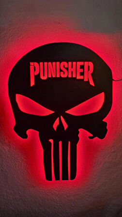 The Punisher Temalı Ahşap LED Işıklı Tablo – El Yapımı Lazer Kesim Dekoratif Hediye Lamba