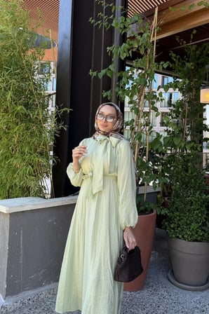 Eliz Fiyonk Detaylı Yazlık Tesettür Elbise