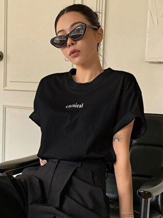 Unisex Pamuklu Siyah Oversize "Classical" Baskılı Bisiklet Yaka Rahat Günlük T-shirt