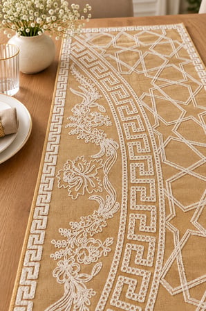 Nakışlı Geometrik Desenli Dekoratif Runner Masa Örtüsü – 45x120 cm