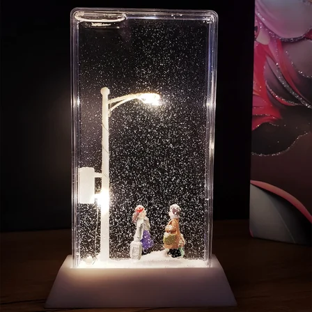 Romantik Sevgililer Tasarımlı Sokak Lambası Kar Küresi