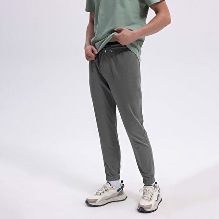Ellesse Erkek Jogger Pantolon EM474