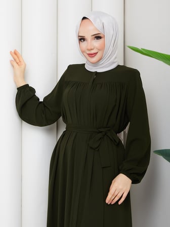 islami tesettür ferace robalı büzgülü medine ipeği tam tesettür