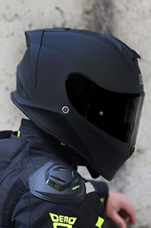 Dinamo Evo Mat Siyah Kask