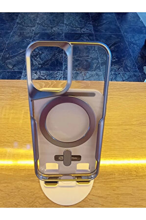 İPhone 16 Uyumlu MagSafe Özellikli Kamera Bölümü Estetik Görünümlü Tuşları Metal Kılıf