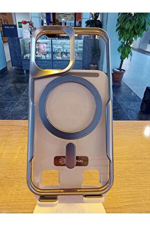 İPhone 16 Uyumlu MagSafe Özellikli Kamera Bölümü Estetik Görünümlü Tuşları Metal Kılıf