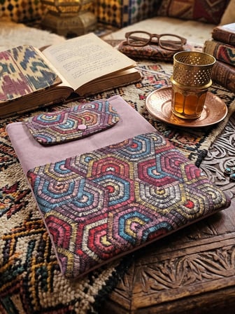 Etnik desenli Kitap Kılıfı Şık ve Koruyucu Cepli Kitap Kılıfı Çok Amaçlı Çanta 19x25 cm