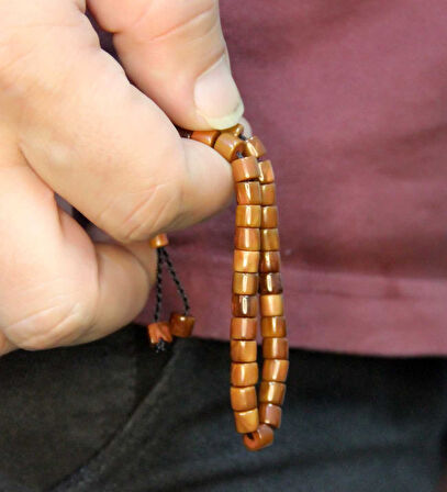 Doğal Kuka Ağacı Erkek Asansörlü Ayarlanabilir 33'lük Tesbih Bileklik eub121