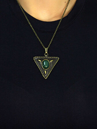 Doğal Taş Yeşil Akik Doğal Taşlı Üçgen Model Antik Kadın Kolye euk41ya