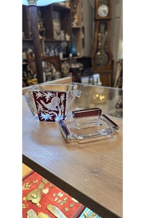 Kristal Kapaklı Dekoratif Kutu – Bordo Kuş Desenli