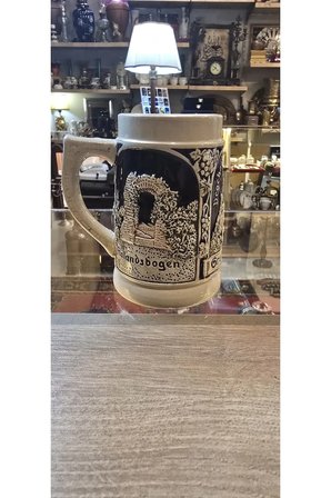Vintage Alman Seramik Bira Kupası – Godesburg Kabartmalı Koleksiyonluk Kupa