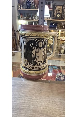 Vintage Münih Temalı Seramik Bira Kupası – Dekoratif Koleksiyonluk Kupa