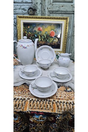 Vintage Porselen Çay Servis Takımı – 4 Kişilik | Demlik, Sütlük ve Fincan Takımı