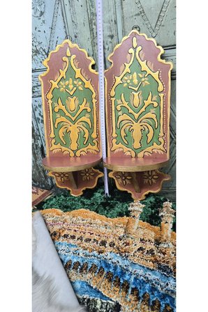 El Boyaması Ahşap Duvar Rafı (Çift) – Osmanlı Motifli Vintage Dekor