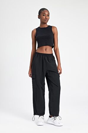 DeFactoFit Slim Fit Dar Kesim Bisiklet Yaka Ribana Basic Düz Sporcu Atlet Z6573AZ24SPBK81