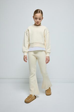 DeFacto Kız Çocuk Flare Fit İspanyol Paça Basic Düz Triko Pantolon A6029A824WNER233