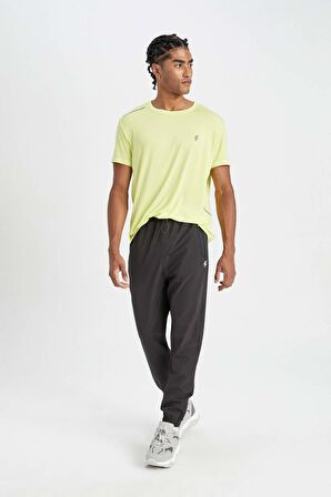 DeFactoFit Sporcu Jogger Eşofman Altı Standart Fit Çift Cepli Dokuma Beli Paçası Lastikli B5147AX24SPAR231