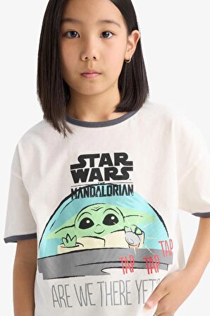 Kız Çocuk Star Wars-Mandalorian Relax Fit Bisiklet Yaka Ribana Kısa Kollu Tişört