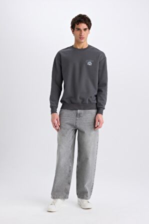 DeFacto Fast & Furious Boxy Fit Bisiklet Yaka Sırt Baskılı Kalın Sweatshirt E1115AX25SPAR104