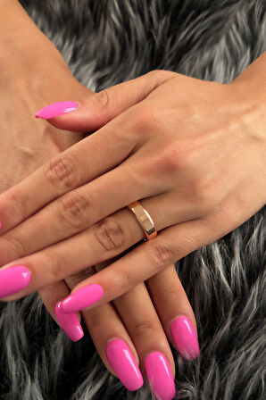 14 Ayar Altın 5 mm Kadın Köşeli Alyans