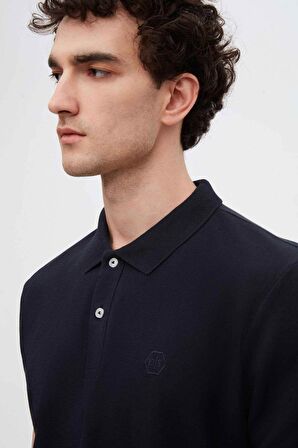 Regular Fit Lacivert Pike Dokulu %100 Pamuk Kıvrılmaz Polo Yaka Nakışlı T-shirt 4HC14ORT51000