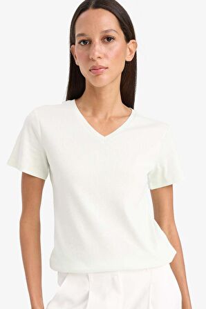 DeFacto Slim Fit Dar Kesim V Yaka Basic Düz Ribana Kısa Kollu Tişört I1080AZ25SPTR261