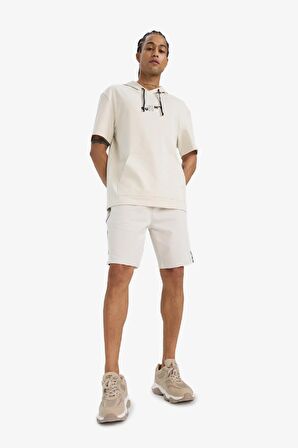 DeFactoFit Standart Fit Kapüşonlu Baskılı Sporcu Kısa Kollu Tişört D8017AX25SPBG721