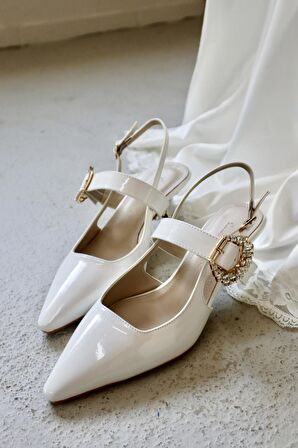 Sue Kısa Topuklu Taş Detaylı Rugan Stiletto