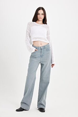 DeFacto Regular Fit Bisiklet Yaka Kroşe Ajurlu Delikli Crop Triko Kazak T4513AZ24AUER103