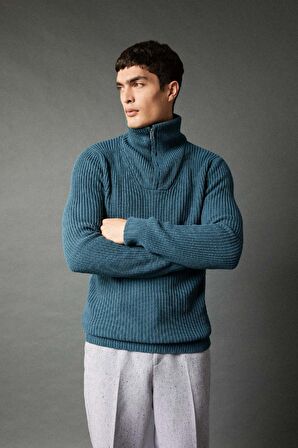 DeFacto Standart Fit Dik Yaka Yarım Fermuarlı Selanik Kumaş Triko Kazak A9511AX23WNGN146