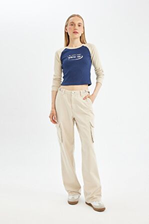 DeFacto Coool Fitted Bisiklet Yaka Fitilli Kaşkorse Baskılı Uzun Kollu Tişört C7927AX24AUIN251