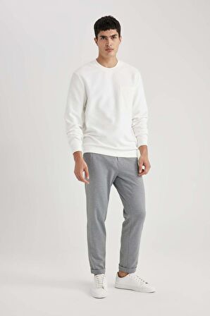 DeFacto Regular Fit Bisiklet Yaka Dokulu Cepli Sweatshirt B6497AX24SPWT32
