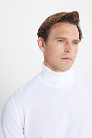 Erkek Ekru Standart Fit Normal Kesim Tam Balıkçı Yaka Triko Kazak