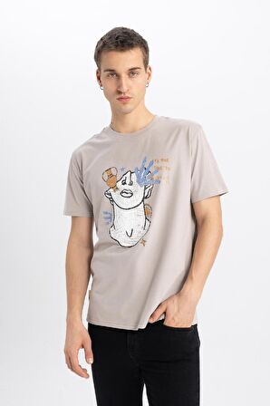 DeFacto Regular Fit Bisiklet Yaka Baskılı Kısa Kollu Tişört B4318AX24SPGR302
