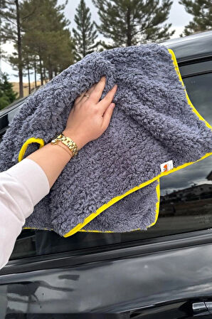 Çift Taraflı 600 Gsm Yüksek Tüylü Yumuşak Mikrofiber Oto Kurulama Temizleme Bezi ( 1 Adet )
