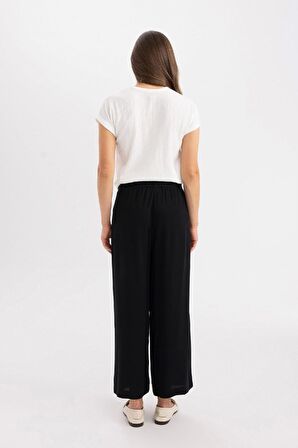 DeFacto Culotte Geniş Paça Krinkıl Viskon Kapri C9565AX24SMBK81